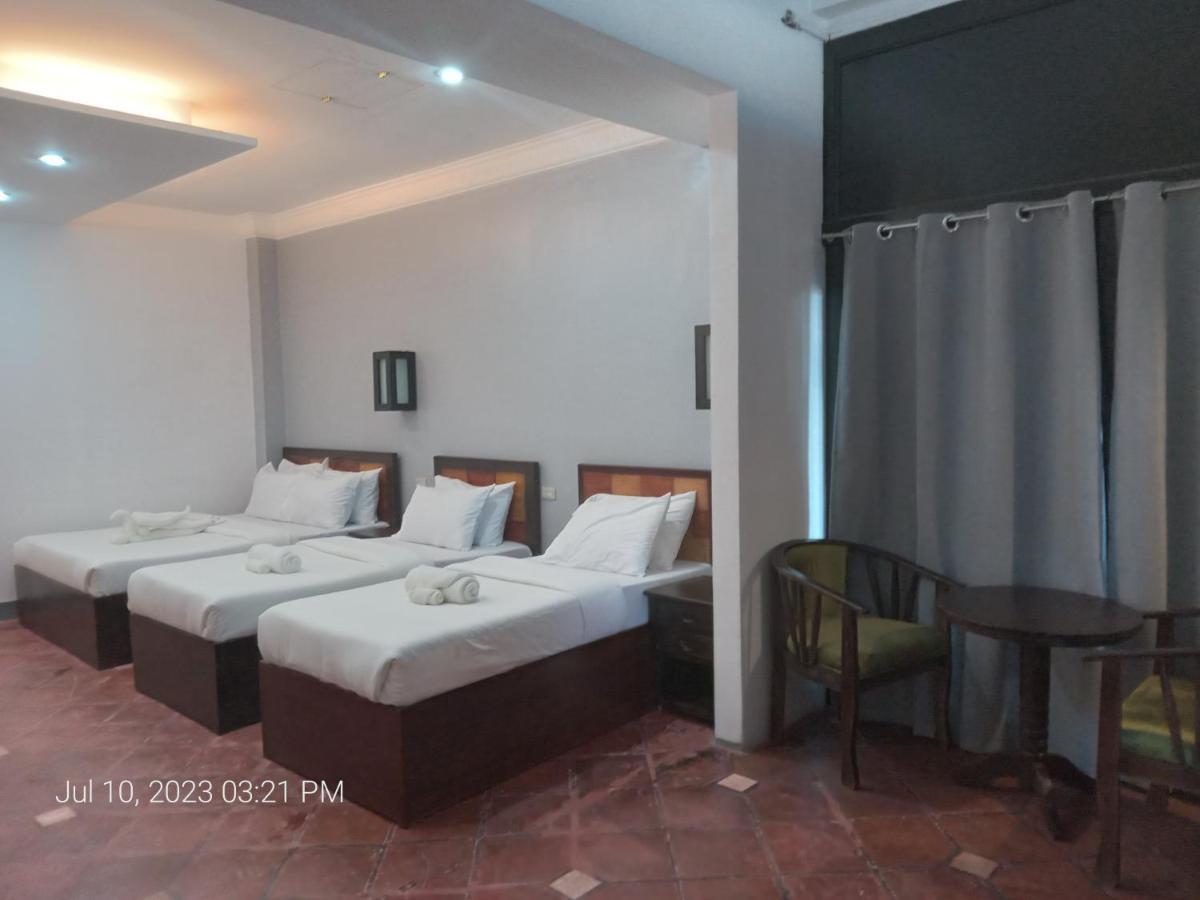 Dumaguete Seafront Hotel Dumaguete City Exterior photo